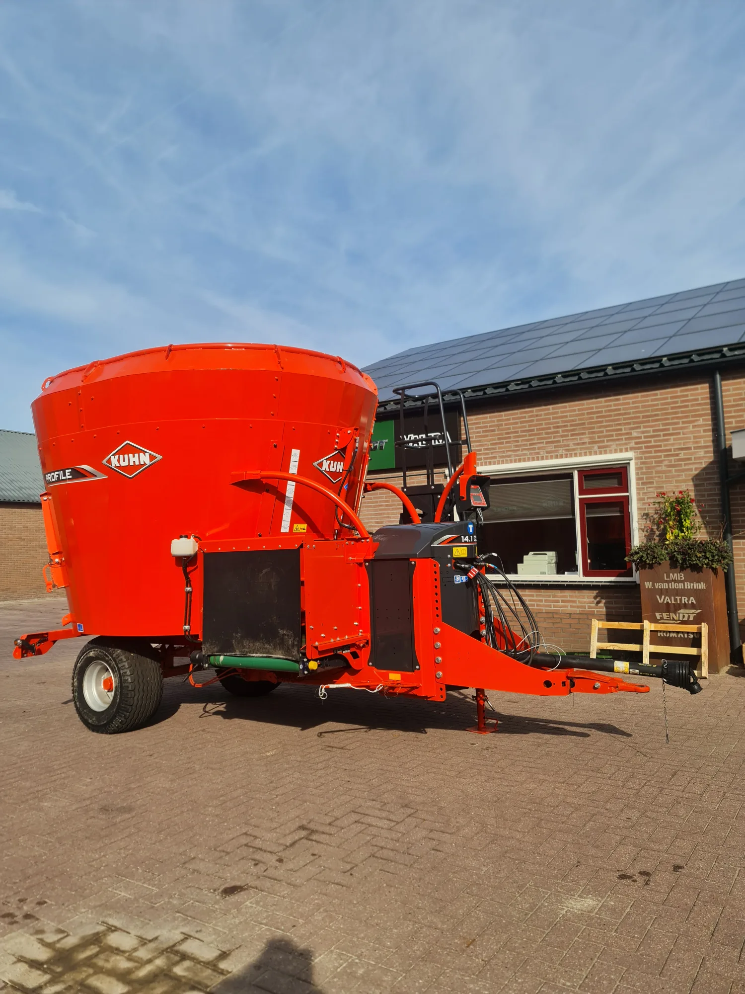 KUHN EUROMIX 14.1 VOERMENGWAGEN
