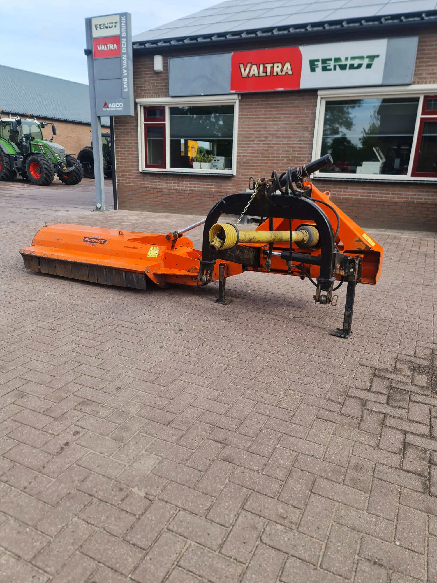 PERFECT ZF2-180 ZIJKLEPELMAAIER